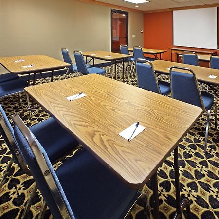 Holiday Inn Express & Suites Fayetteville University Of Arkansas Area By Ihg Eksteriør billede
