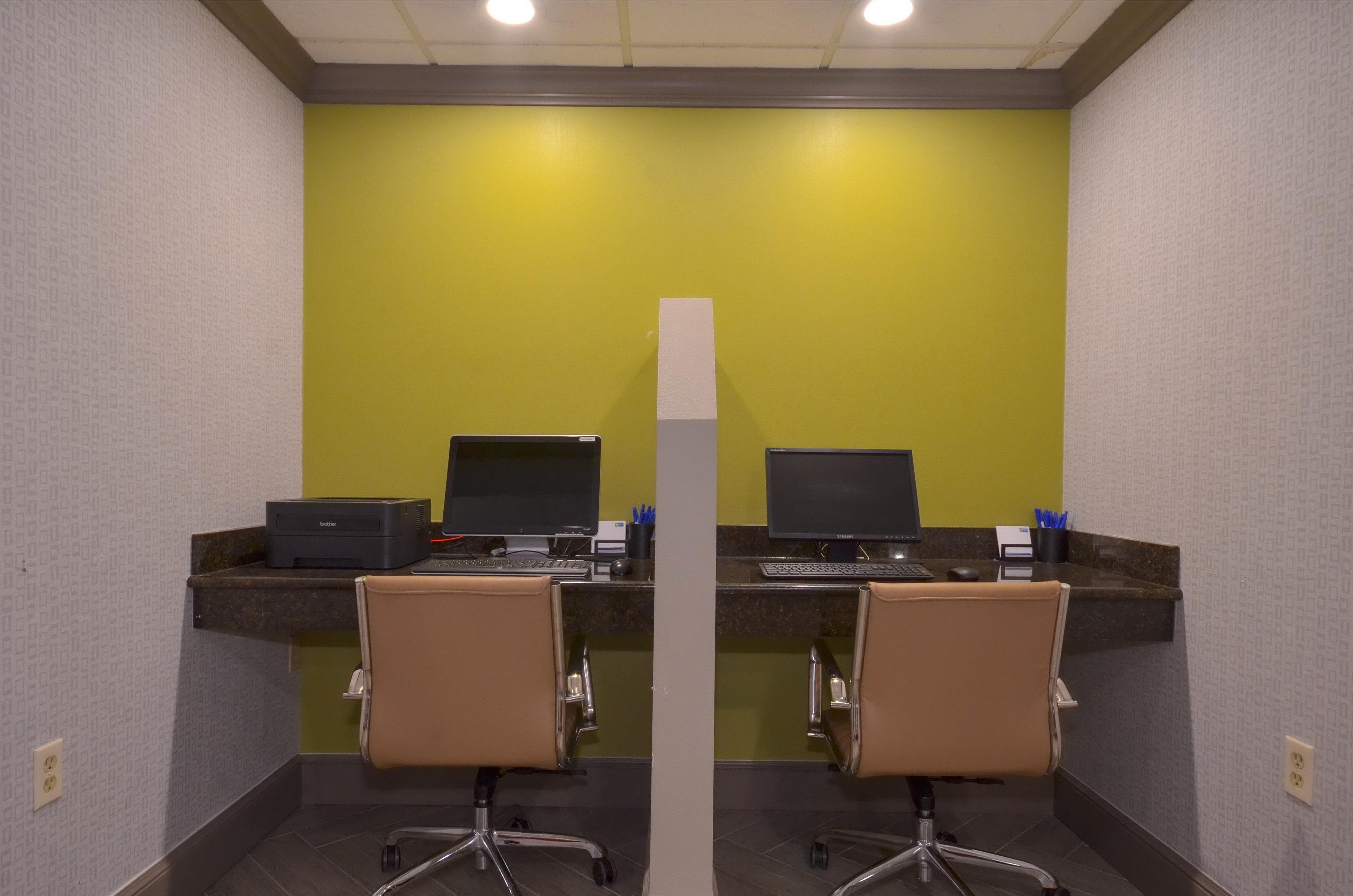 Holiday Inn Express & Suites Fayetteville University Of Arkansas Area By Ihg Eksteriør billede