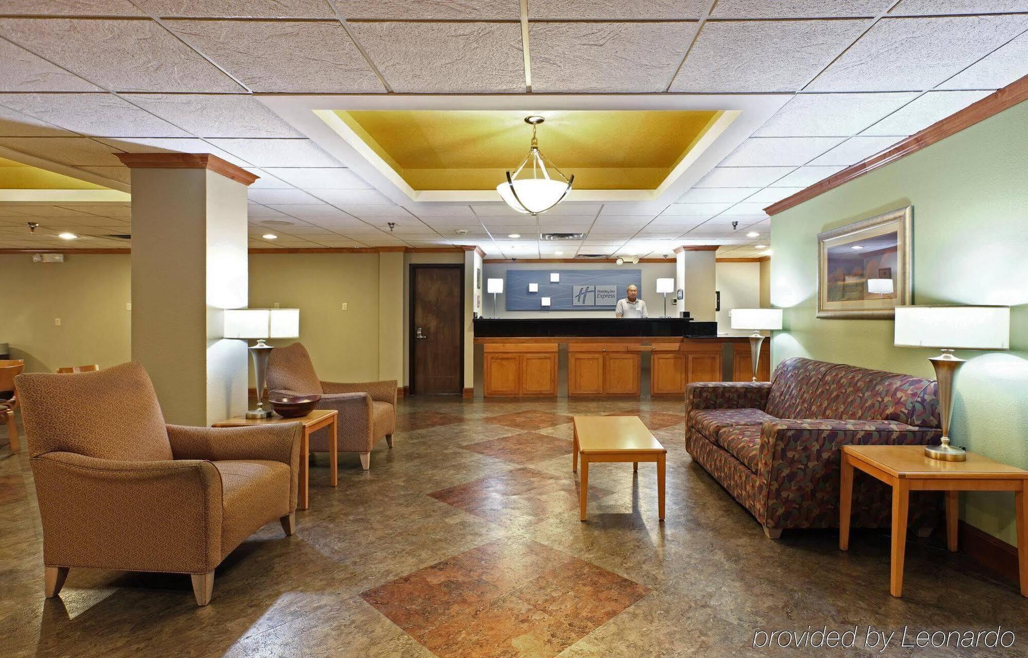 Holiday Inn Express & Suites Fayetteville University Of Arkansas Area By Ihg Eksteriør billede